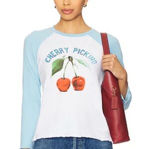 MOTHER The Sporty Concert Tee in Picking Cherries 1️⃣